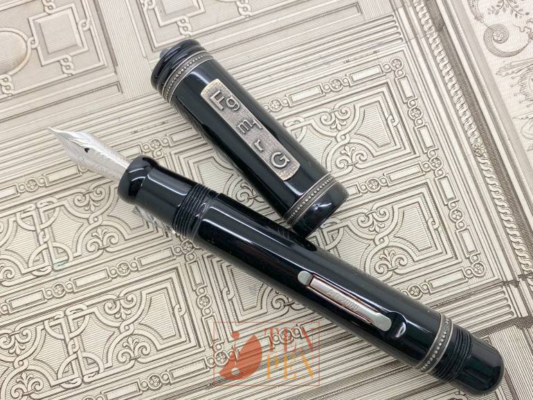 デルタ Delta Isaac Newton Fニブ 万年筆 限定 新品 激レア WhatsApp Image 2021-06-23 at